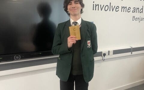 629295598 1358310442991182 2196164620982271975 N (1)